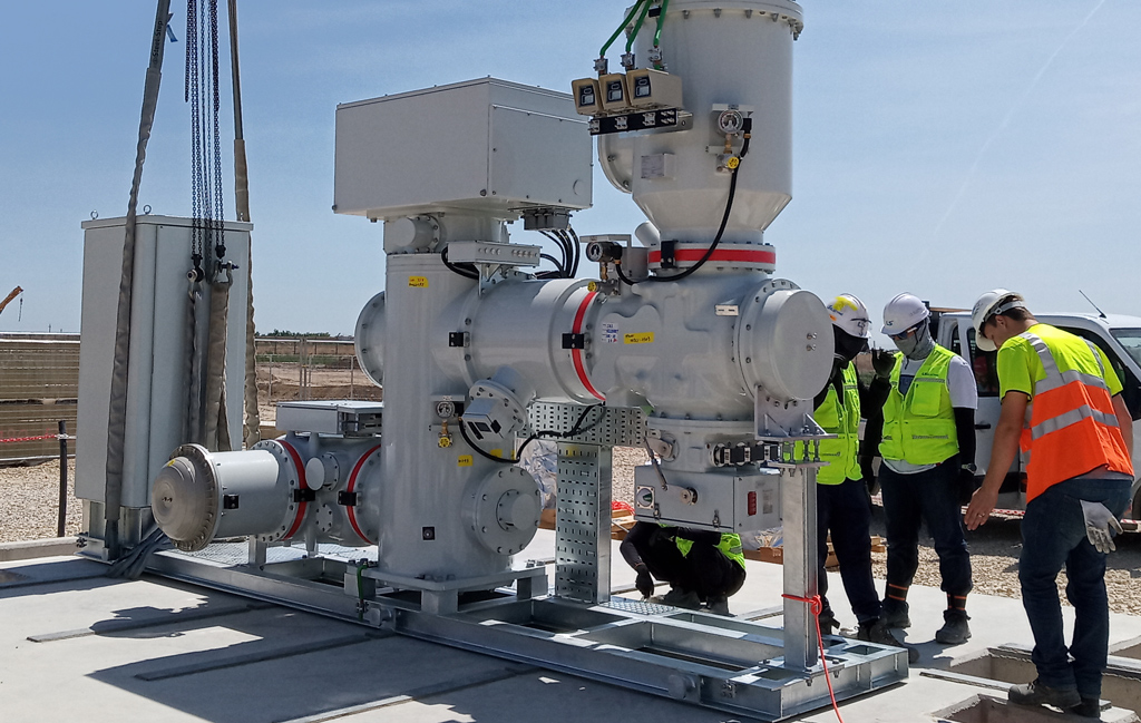 Installation of Gas Insulated Switchgear in Hungary